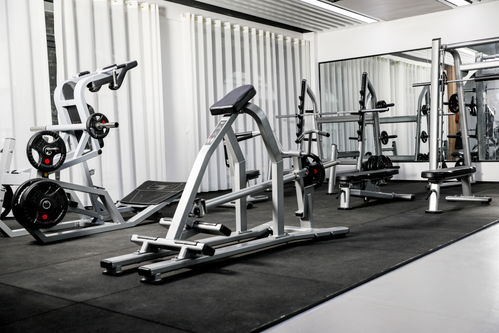 鍛煉場健身設施運動器械器材健身房攝影圖 st攝影